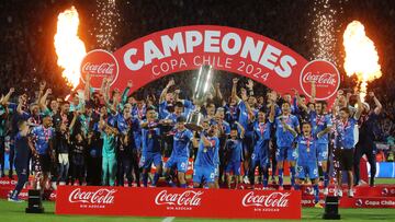 Un ídolo tenía que terminar la maldición de la U: ¡campeón de la Copa Chile!