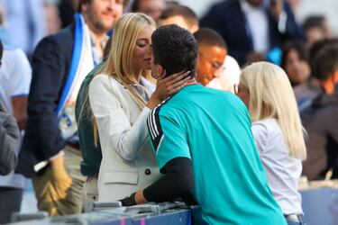 Mishel Gerzig, rendida a Courtois antes de la final de Champions