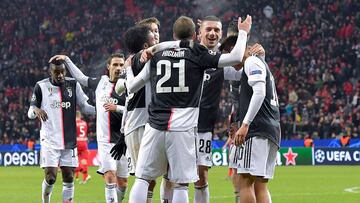 Juventus venció 0-2 a Bayer Leverkusen por la fecha 6 de la Champions League.