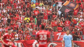 La afición del New York RB, alentando en el derbi ante el New York City.