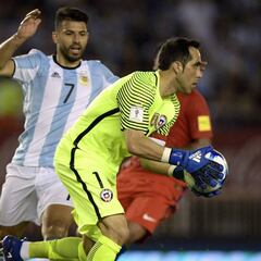 Bravo: "Tuvimos a Argentina metidos atrás; nos vamos con rabia"