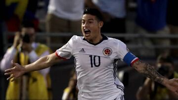 PASADENA, CA - JUNE 07: James Rodriguez #10 of Colombia reacts to scoring a goal during the first half of a 2016 Copa America Centenario Group A match between Columbia and Paraguay at Rose Bowl on June 7, 2016 in Pasadena, California. Sean M. Haffey/Getty Images/AFP == FOR NEWSPAPERS, INTERNET, TELCOS & TELEVISION USE ONLY ==