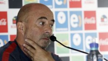 Sampaoli niega indisciplina de Vidal, pero no despeja las dudas