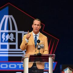 Broncos’ legend Peyton Manning believes in Russell Wilson