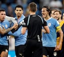 La FIFA abre expediente a Uruguay, Giménez, Cavani, Muslera y Godín