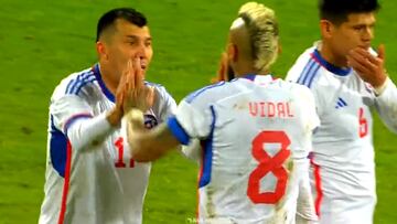 Se juntó con dos ‘suplentes’: el tanto con que Vidal salvó a la Roja