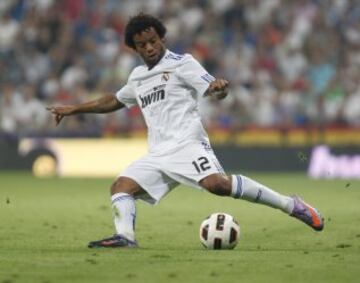 Marcelo in action for Madrid vs. Osasuna in 2010.