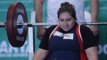 María Antonieta Ortíz se coronó en Río instaurando un nuevo récord mundial en la categoría 67 kilos.