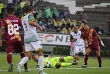 Potros venció 2-1 a Coras en el partido que se disputó en el Estadio A. Chivo Córdoba.