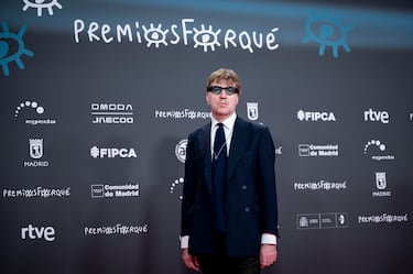 El director Albert Serra posa en la alfombra roja de la 31 edición de los Premios José María Forqué.