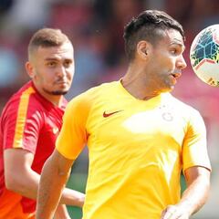 Falcao entrena 7 horas diarias para regresar con Galatasaray