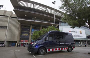 Los aficionados que acudieron al partido no pudieron entrar