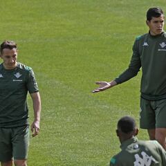 Mandi, el "ejemplo" de Setién, ve su renovación en stand by