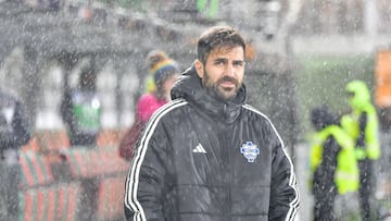 Cesc no levanta cabeza