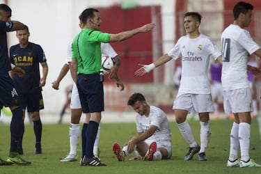 Real Madrid Castilla complain about Murcia's physical play