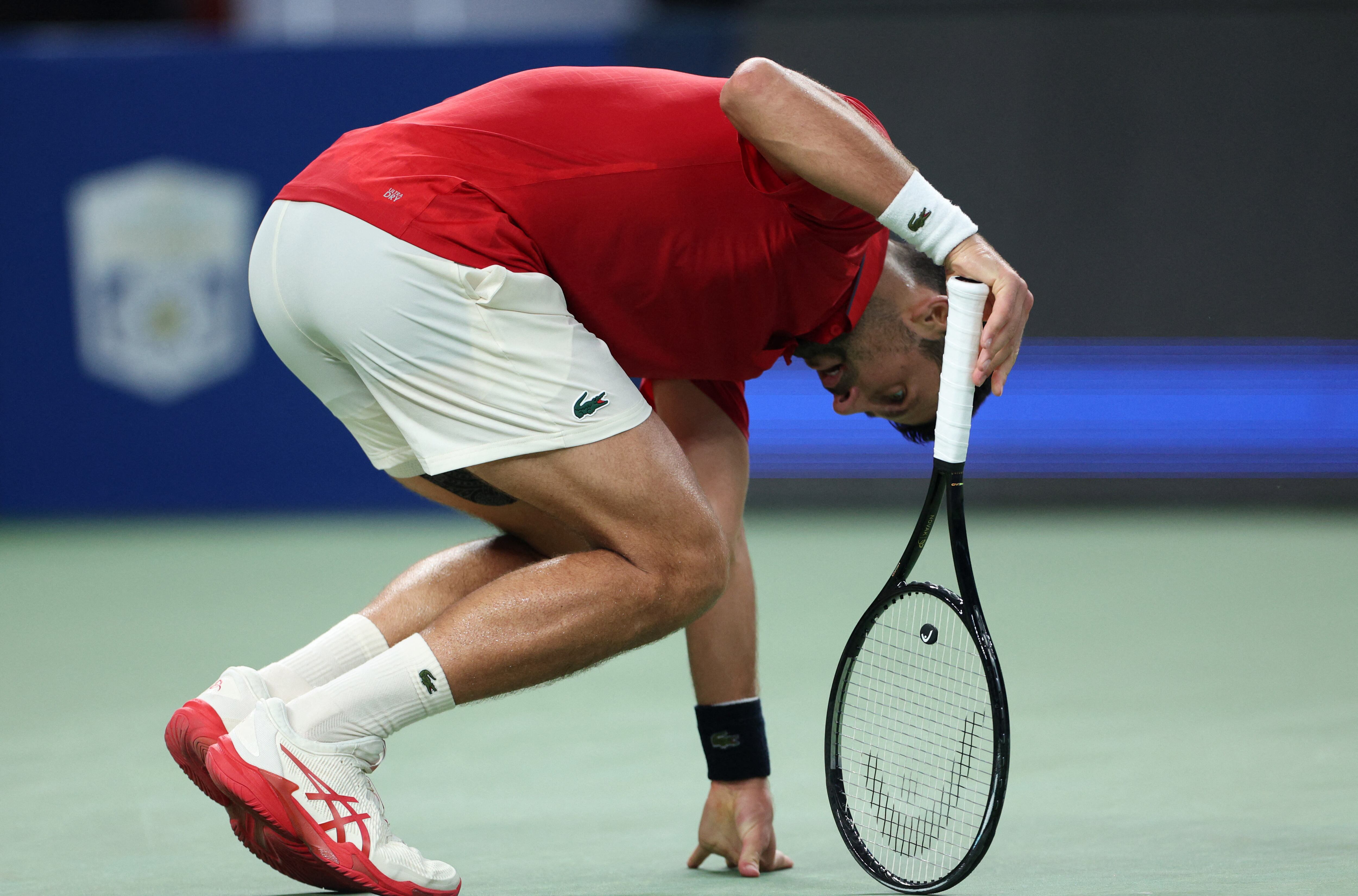 Djokovic se derrumba ante el sorprendente Vacherot