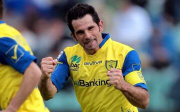Fichó para el Chievo en el 2000, pero en 2001 fue enviado a prestamo al SPAL. Tras su regreso al año siguiente, no ha abandonado al equipo. Tiene más de 500 partidos y 100 goles con el club.