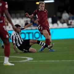 El Castellón roza la remontada tras regalar la primera parte