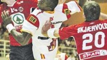 <b>IMPARABLE. </b>Fis trajo en jaque a los noruegos en la primera mitad.