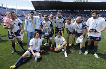 El VRAC, campe車n de la Copa del Rey, siempre mand車 en el marcador y fue superior f赤sicamente a El Salvador. M芍s de 15.000 personas poblaron las gradas del Ciudad de Valencia.