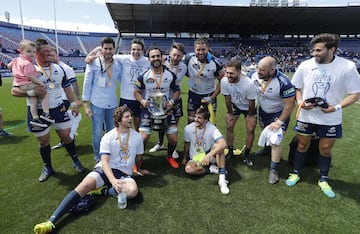 El VRAC, campeón de la Copa del Rey,  siempre mandó en el marcador y fue superior físicamente a El Salvador. Más de 15.000 personas poblaron las gradas del Ciudad de Valencia.