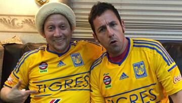 El comediante norteamericano ya protagonizó la campaña 'un tigre nunca deja solo a otro tigre' y comparte la pasión con su amigo Adam Sandler. 