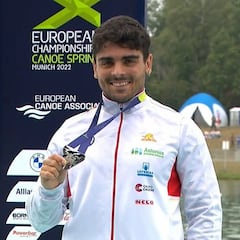 La lluvia de medallas del piragüismo continúa