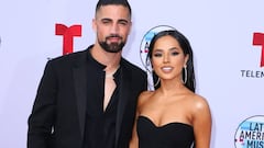 La cantante Becky G y el futbolista Sebastian Lletget han anunciado su compromiso tras seis años de relación. Te compartimos todos los detalles.