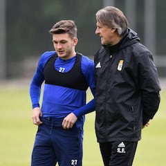 El Oviedo busca un '9' efectivo