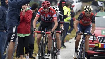 Chris Froome, Vincenzo Nibali y Wilco Kelderman, en el &uacute;ltimo tramo de Calar Alto.