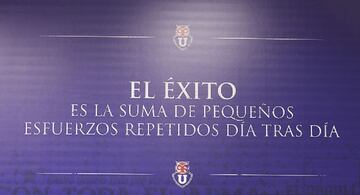 Los 6 emotivos afiches que Hoyos pegó en el camarín de la U