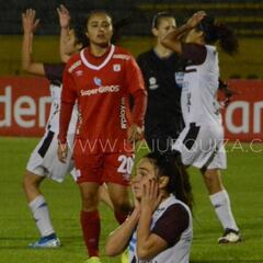 América sufre, pero se clasifica a las semifinales de la Copa
