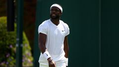 Tennis - Wimbledon - All England Lawn Tennis and Croquet Club, London, Britain - July 1, 2024 Frances Tiafoe of the U.S. reacts during his first round match against Italy's Matteo Arnaldi REUTERS/Hannah Mckay