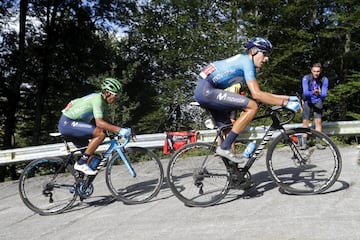 Nairo Quintana y Enric Mas.