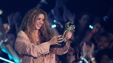 Shakira accepts the Video Vanguard Award during the 2023 MTV Video Music Awards at the Prudential Center in Newark, New Jersey, U.S., September 12, 2023. REUTERS/Brendan Mcdermid