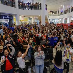 Total madness in Philippines mall after World Cup victory