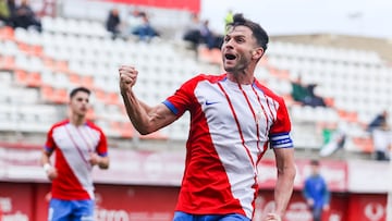 Iván Turrillo celebrando un gol en el Nuevo Mirador en la actual temporada.