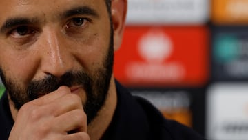 Soccer Football - Europa League - Manchester United Press Conference - San Mames, Bilbao, Spain - April 30, 2025 Manchester United manager Ruben Amorim during the press conference REUTERS/Vincent West