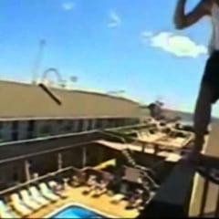 Muere un británico de 35 años tras hacer ‘balconing’ en un hotel por segunda vez