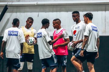 Millonarios entrenó en el Nicholson Fieldhouse de la UCF antes de enfrentar al Everton en Orlando por la Florida Cup.