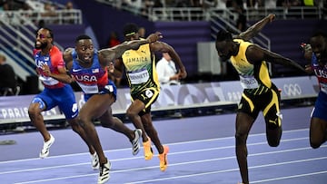 Oro del tirano del 110 vallas con Llopis a... 0.11 de plata y bronce