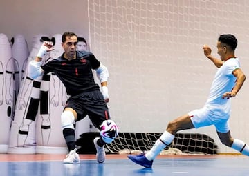 1. Jes¨²s Herrero (Movistar, portero, 37 a?os)