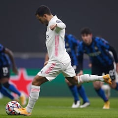 Hazard sale del hoyo: gol en la Champions tres años después