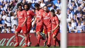 Brahim, primero por la derecha, fue el autor del &uacute;ltimo gol madridista marcado en Liga.