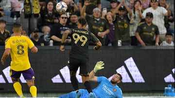 Noche perfecta para Bouanga en la goleada frente a Orlando City, donde se despachó con un hat-trick a cuatro pases de Son. Credit: Jayne Kamin-Oncea-Imagn Images