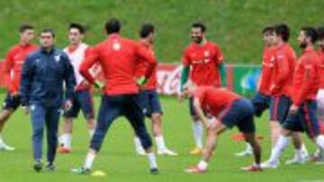 Valverde con su plantilla