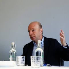 ¿Qué fue de Steve Archibald, el escocés ex del Barça que promueve el ‘walking futbol’?