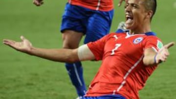 Alexis celebra su gol contra Australia, el primero de los tres que marcó Chile.