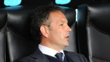 <b>ESTRENO. </b>Sinisa Mihajlovic se estrena en el banquillo de Serbia.