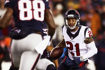 La defensa de los Texans se empeño en permitir a su equipo estar en el partido con un par de acciones brutales. La más espectacular la intercepción de A.J. Bouye.